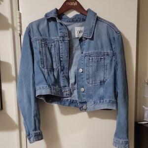 Zara Women's Light Blue Cropped Denim Jacket